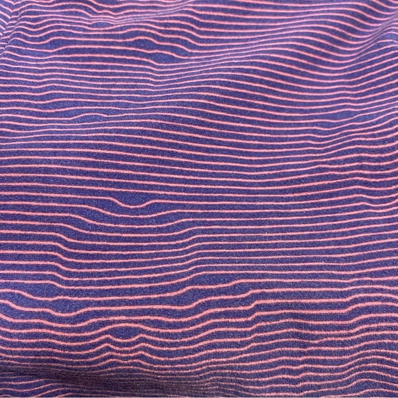 Pink and Purple Wavy Striped Pattern Leggings LulaRoe One Size Soft stretchy - Picture 6 of 9